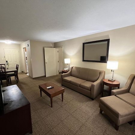 Wyndham Garden Hotel Cross Lanes Charleston Esterno foto