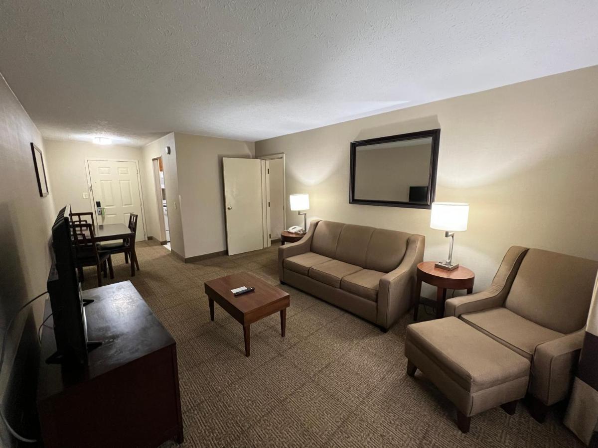 Wyndham Garden Hotel Cross Lanes Charleston Esterno foto